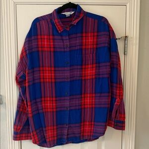 Old Navy Women’s Red & Blue Plaid Plaid “The Boyfriend Shirt” Button-Down